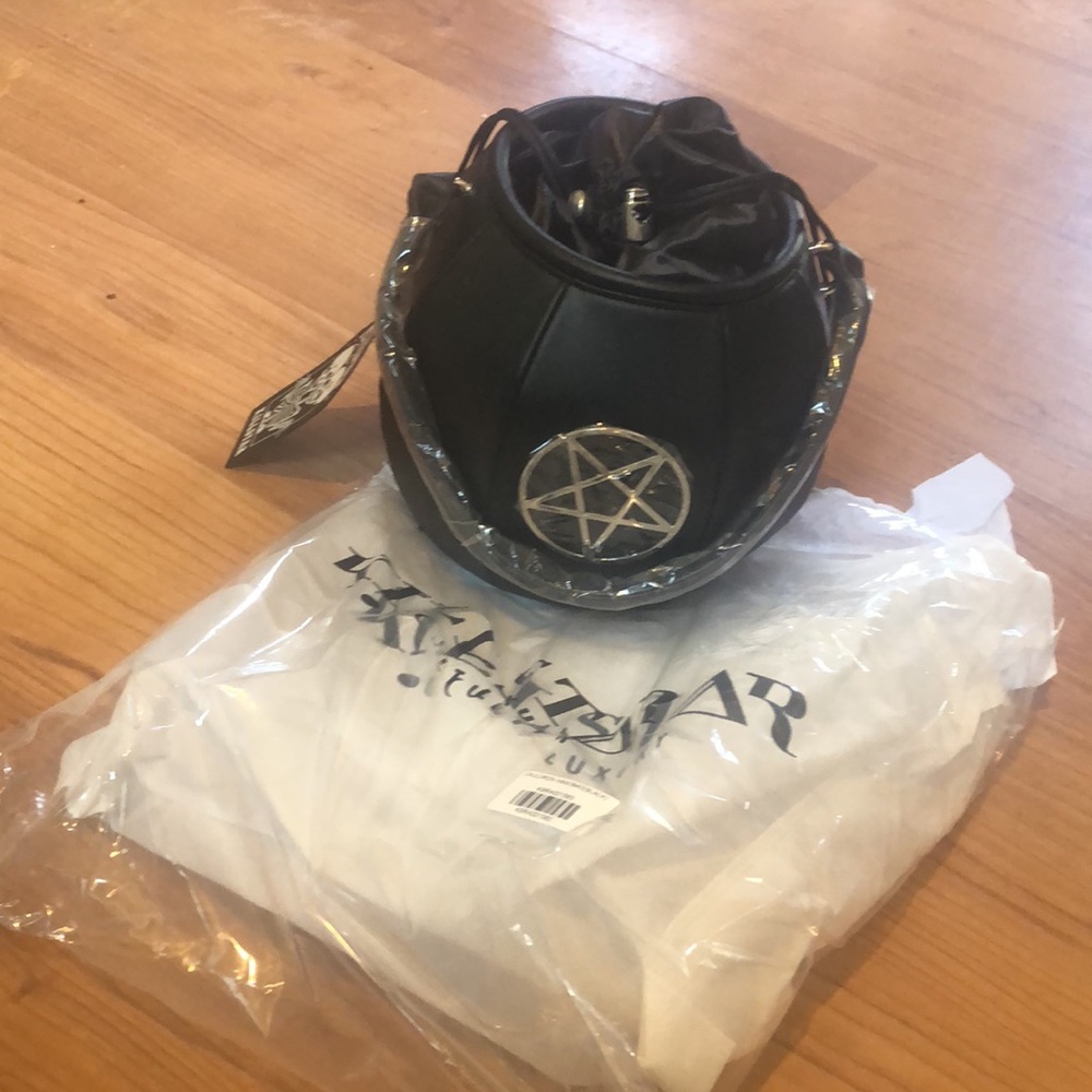Killstar witch Cauldron Handbag Purse nwt RARE - Picture 10 of 16